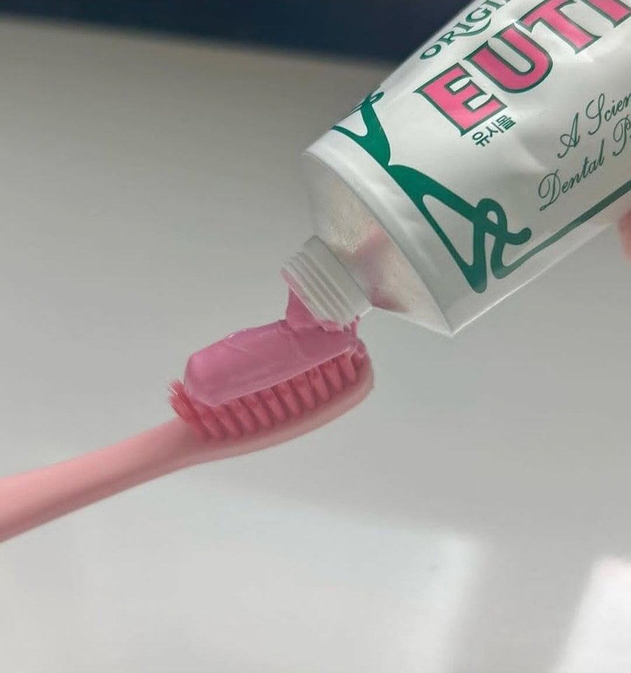 معجون اسنان